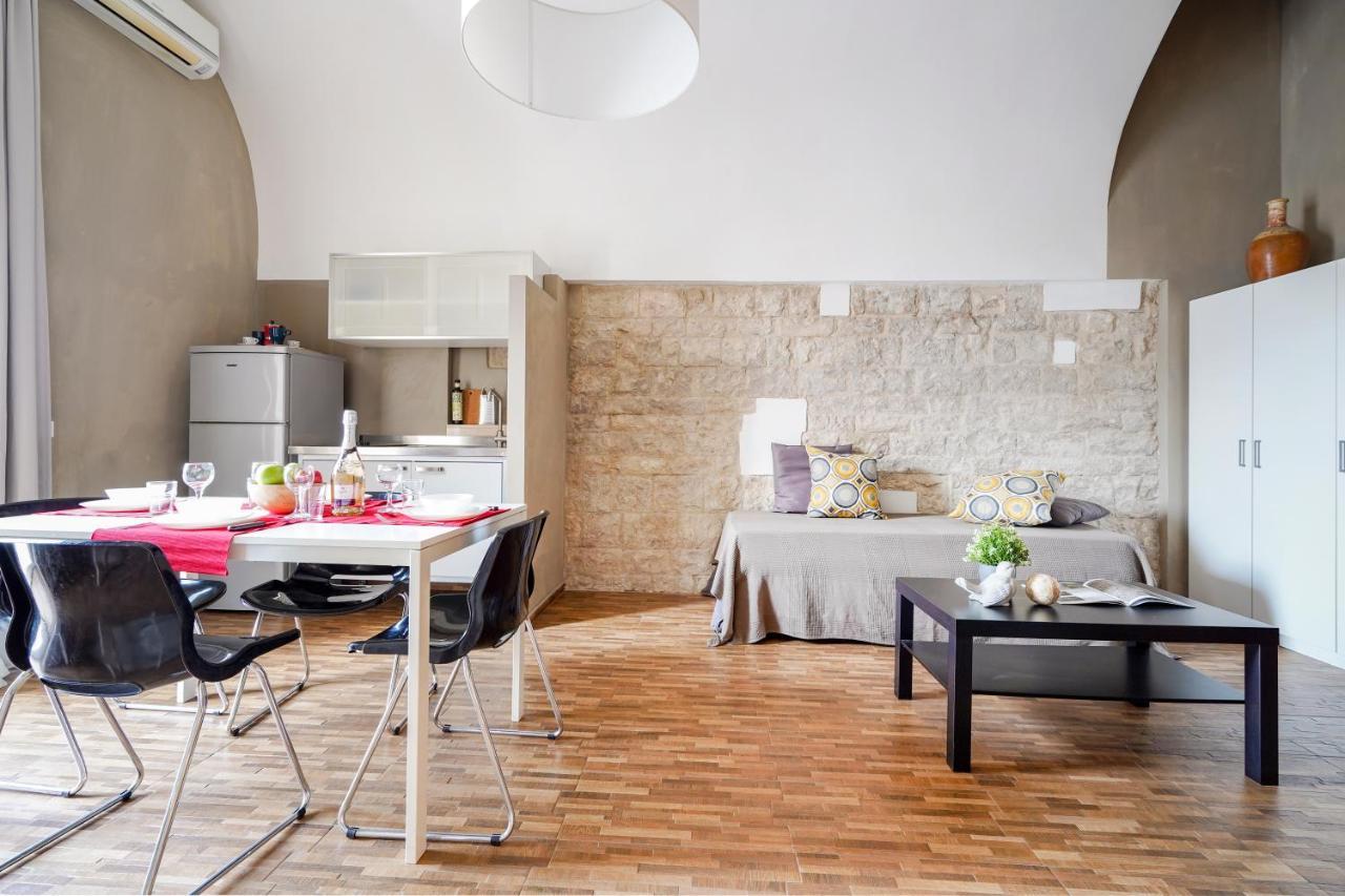 Winnili Apartments Trani Zewnętrze zdjęcie