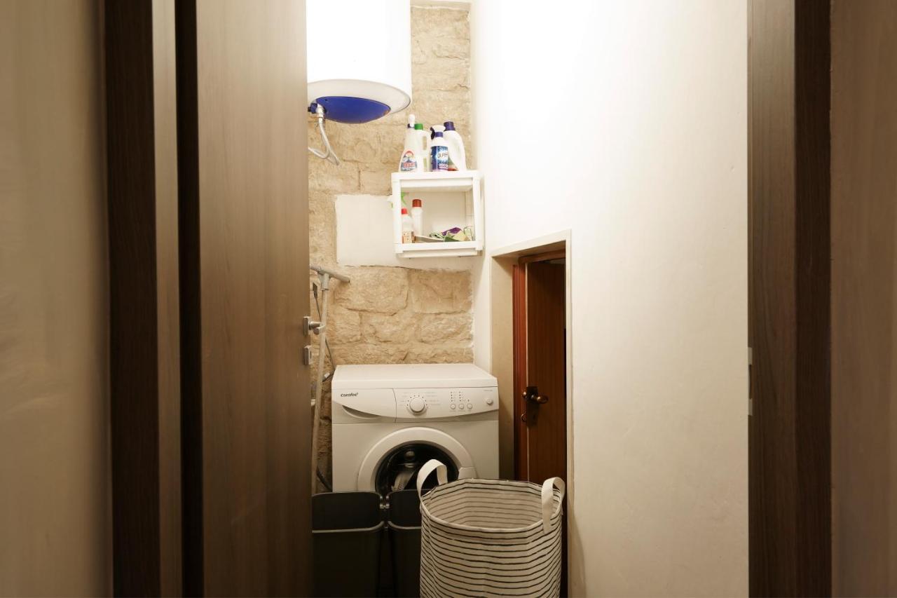 Winnili Apartments Trani Zewnętrze zdjęcie