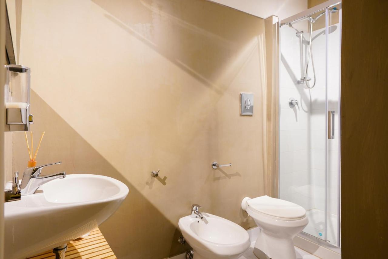 Winnili Apartments Trani Zewnętrze zdjęcie