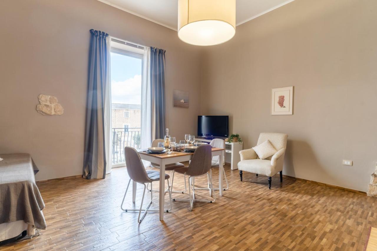 Winnili Apartments Trani Zewnętrze zdjęcie